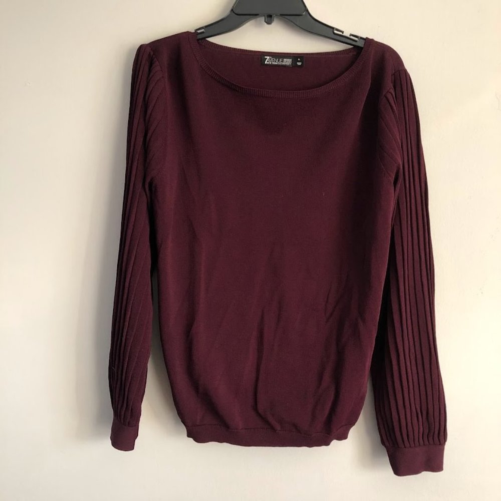 New York and Company 7th Ave Pleated sleeve blouse